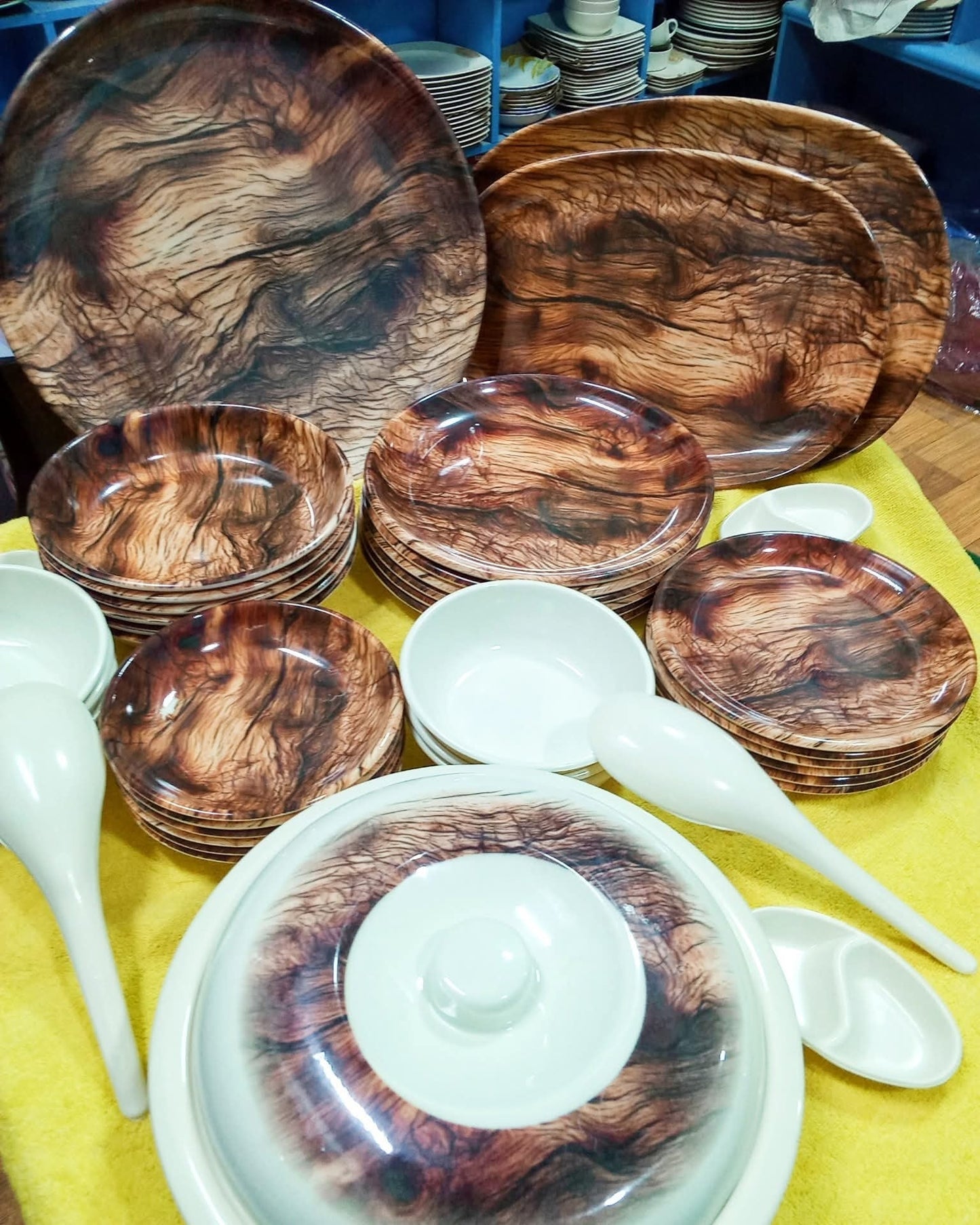 ميلامين دريم 40 قطعه اشكال مختلفه