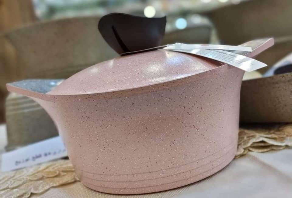 طقم حلل نيوفلام جرانيت كوري 12 قطعة - متوفر بلونين (الروز والوورم)