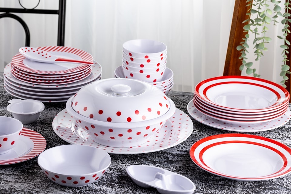 طقم عشاء ميلامين الشريف 38 قطعة - تصميم مدور