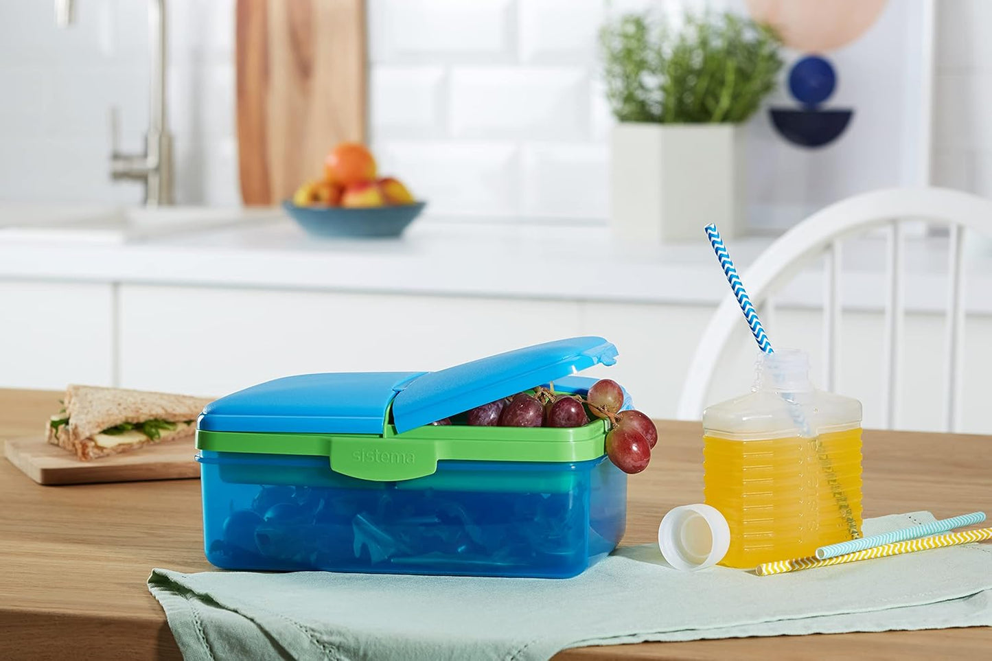 Sistema Quaddie Coloured lunch box 1.5 Liter